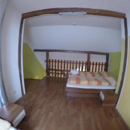 U Holuba Hradčovice