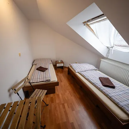 U Holuba Hradčovice