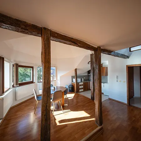 Värdshus U Holuba Hradčovice
