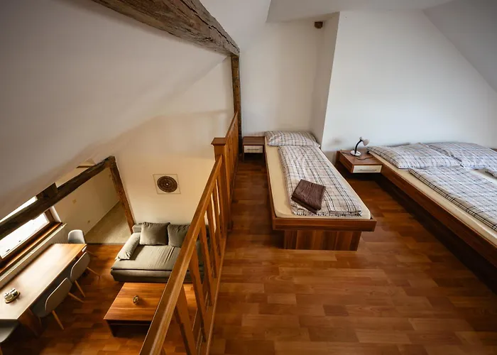 U Holuba * Hradčovice